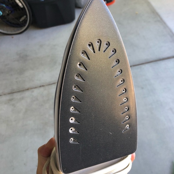 Iron - Picture 1 of 2